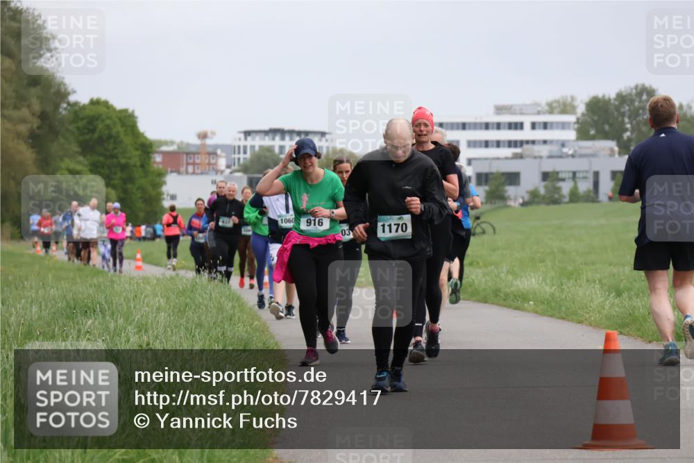 04.05.2025 - 8. Wedeler Halbmarathon Yannick Fuchs http://msf.ph/oto/7829417 04.05.2025 11:17:34 Laufen 2000, 637, 1060, 916, 03, 1170 meine-sportfotos.de