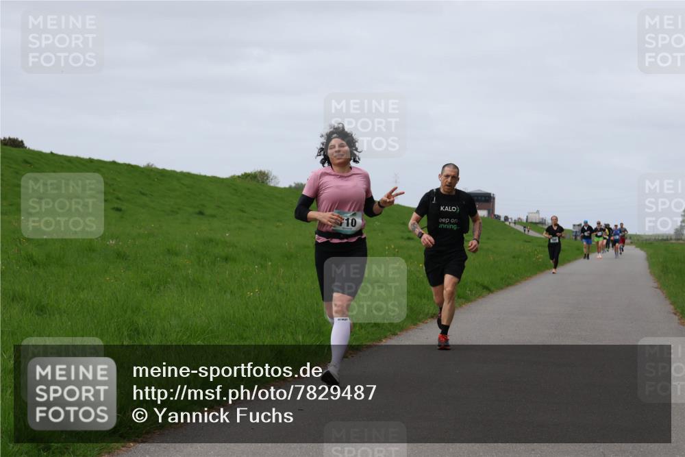 04.05.2025 - 8. Wedeler Halbmarathon Yannick Fuchs http://msf.ph/oto/7829487 04.05.2025 11:36:41 Laufen 10 meine-sportfotos.de