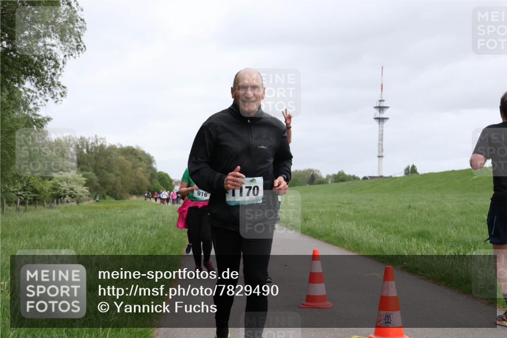 04.05.2025 - 8. Wedeler Halbmarathon Yannick Fuchs http://msf.ph/oto/7829490 04.05.2025 11:17:42 Laufen 916, 170 meine-sportfotos.de