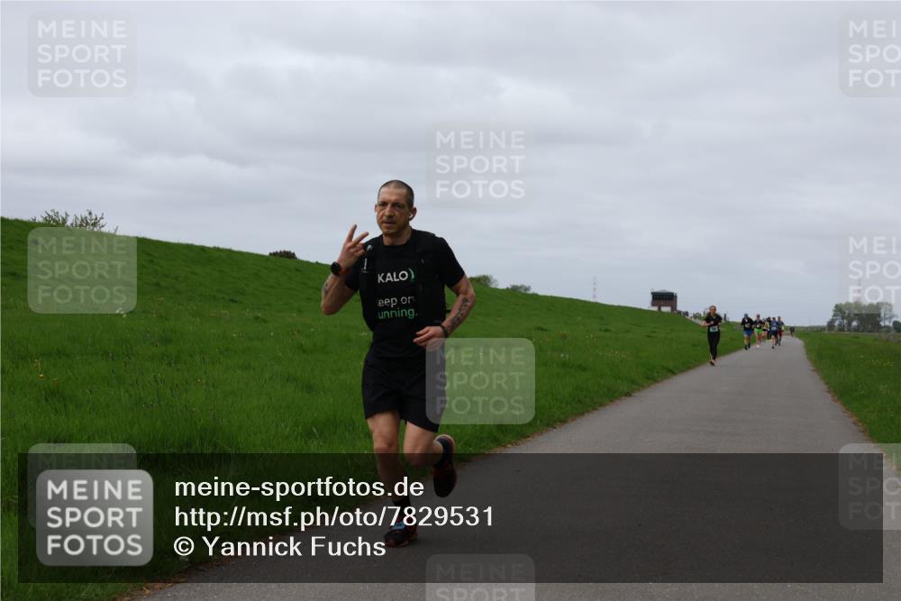 04.05.2025 - 8. Wedeler Halbmarathon Yannick Fuchs http://msf.ph/oto/7829531 04.05.2025 11:36:44 Laufen  meine-sportfotos.de