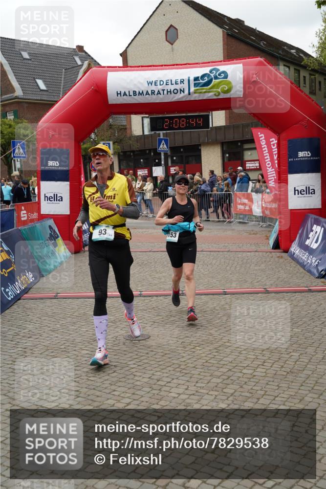 04.05.2025 - 8. Wedeler Halbmarathon Felixshl http://msf.ph/oto/7829538 04.05.2025 12:08:42 Ziel 93, 1153 meine-sportfotos.de