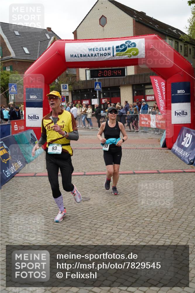04.05.2025 - 8. Wedeler Halbmarathon Felixshl http://msf.ph/oto/7829545 04.05.2025 12:08:42 Ziel 93, 1153 meine-sportfotos.de