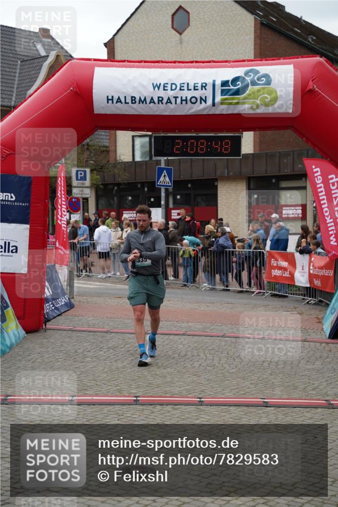 04.05.2025 - 8. Wedeler Halbmarathon Felixshl http://msf.ph/oto/7829583 04.05.2025 12:08:46 Ziel 93, 335, 1153 meine-sportfotos.de