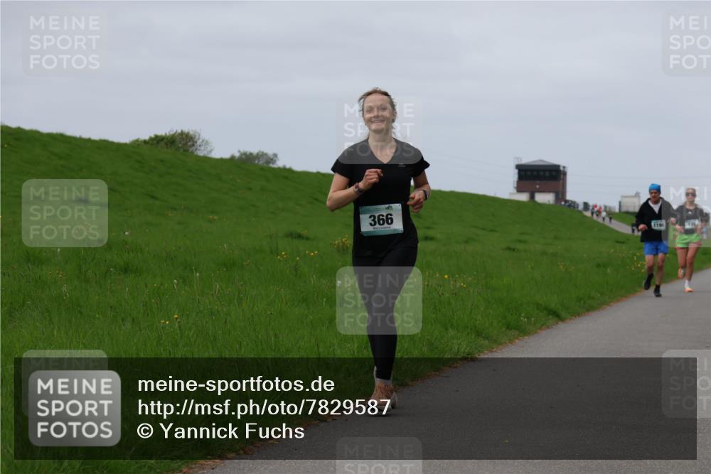 04.05.2025 - 8. Wedeler Halbmarathon Yannick Fuchs http://msf.ph/oto/7829587 04.05.2025 11:36:51 Laufen 366, 1196 meine-sportfotos.de