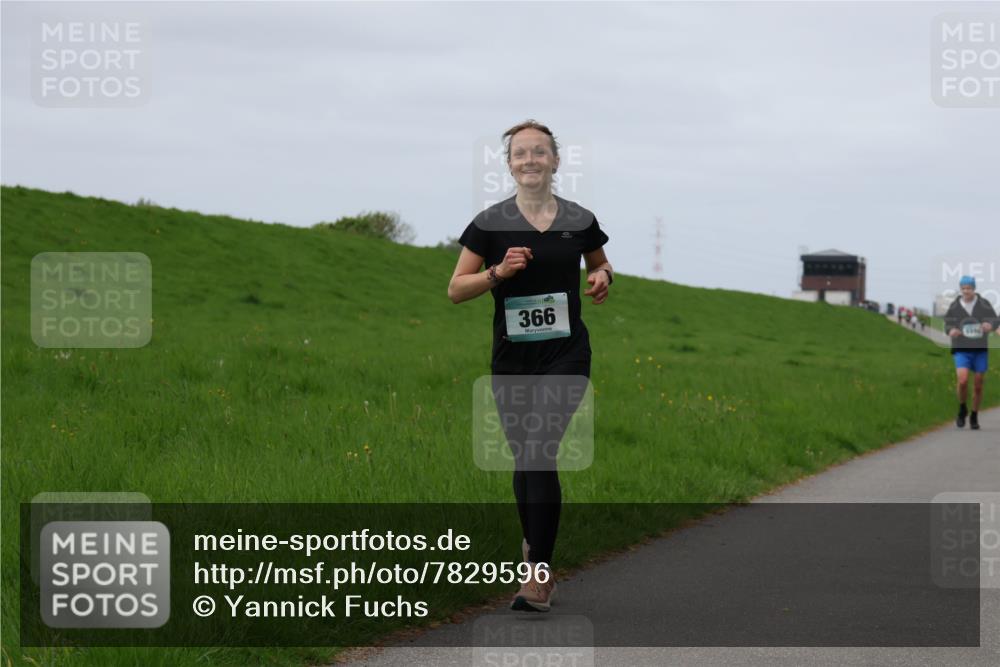 04.05.2025 - 8. Wedeler Halbmarathon Yannick Fuchs http://msf.ph/oto/7829596 04.05.2025 11:36:52 Laufen 366 meine-sportfotos.de
