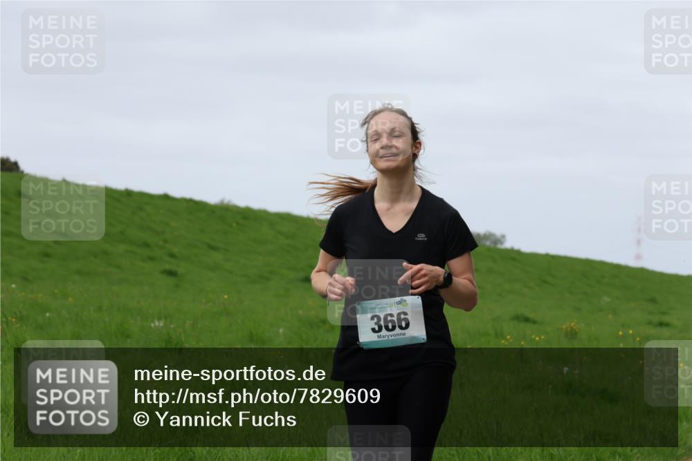 04.05.2025 - 8. Wedeler Halbmarathon Yannick Fuchs http://msf.ph/oto/7829609 04.05.2025 11:36:53 Laufen 366 meine-sportfotos.de