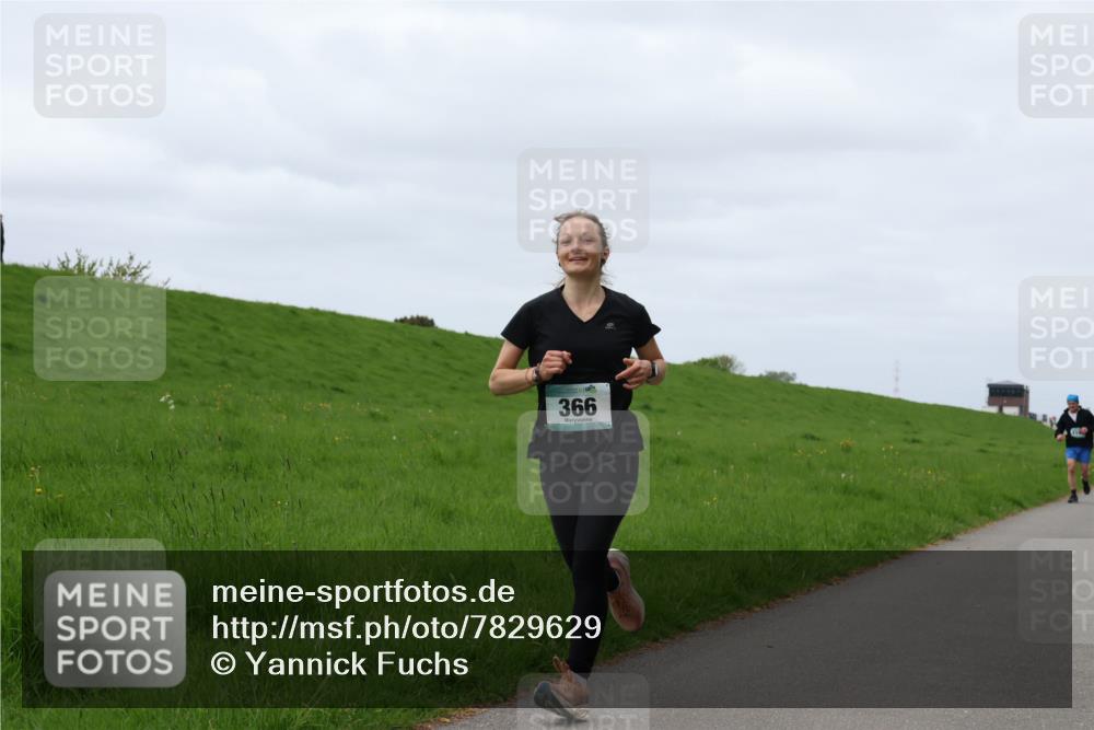04.05.2025 - 8. Wedeler Halbmarathon Yannick Fuchs http://msf.ph/oto/7829629 04.05.2025 11:36:54 Laufen 366 meine-sportfotos.de