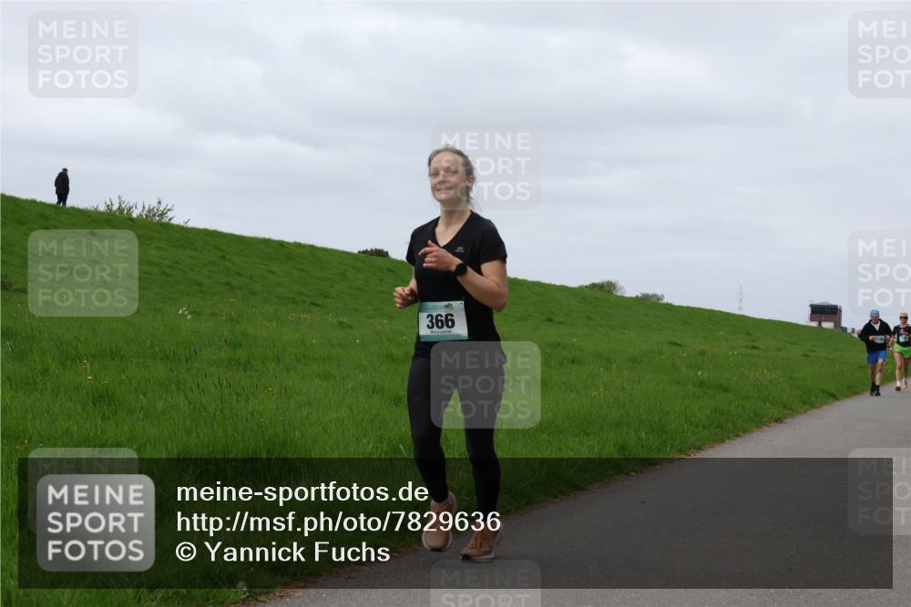 04.05.2025 - 8. Wedeler Halbmarathon Yannick Fuchs http://msf.ph/oto/7829636 04.05.2025 11:36:54 Laufen 9611, 366 meine-sportfotos.de