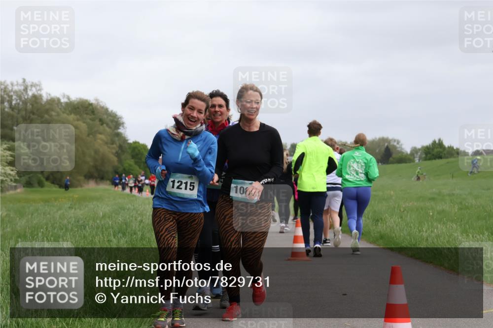 04.05.2025 - 8. Wedeler Halbmarathon Yannick Fuchs http://msf.ph/oto/7829731 04.05.2025 11:17:58 Laufen 1215, 108 meine-sportfotos.de