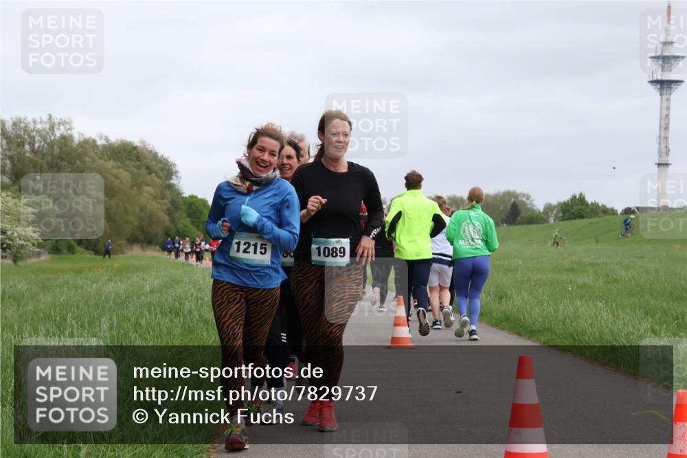 04.05.2025 - 8. Wedeler Halbmarathon Yannick Fuchs http://msf.ph/oto/7829737 04.05.2025 11:17:58 Laufen 1215, 1089 meine-sportfotos.de