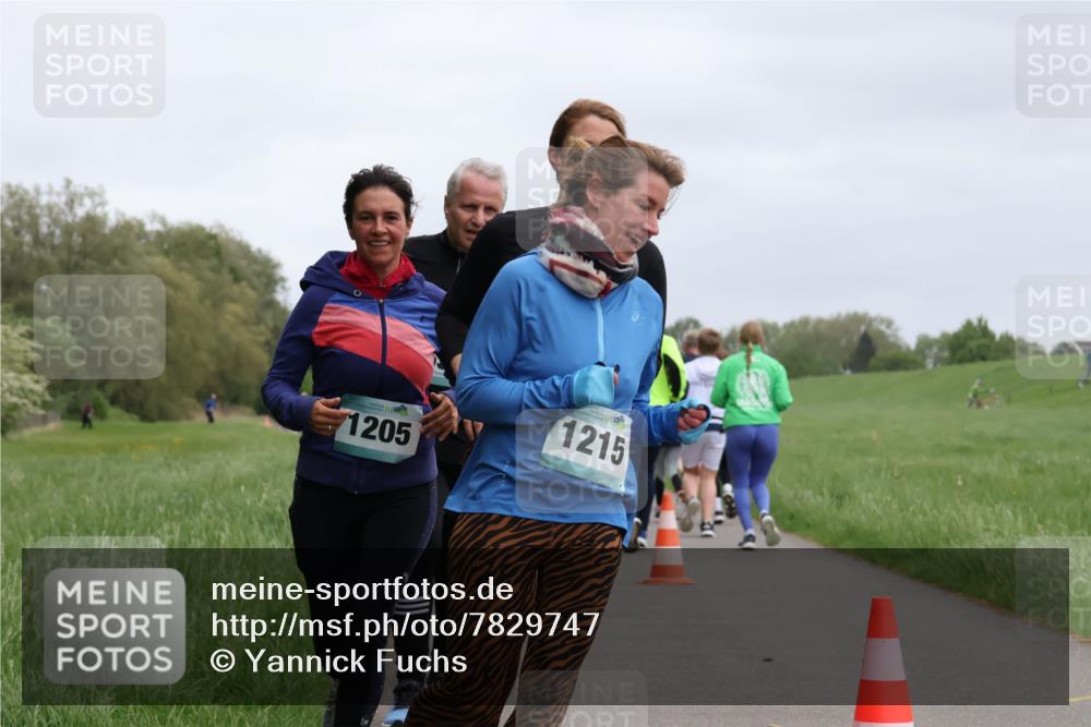 04.05.2025 - 8. Wedeler Halbmarathon Yannick Fuchs http://msf.ph/oto/7829747 04.05.2025 11:18:00 Laufen 1205, 1215 meine-sportfotos.de