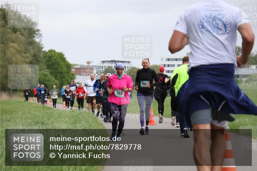 04.05.2025 - 8. Wedeler Halbmarathon Yannick Fuchs http://msf.ph/oto/7829778 04.05.2025 11:18:04 Laufen 0000, 323, 1022 meine-sportfotos.de