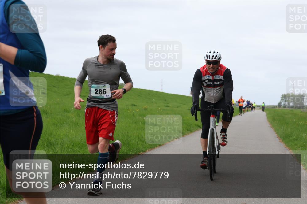 04.05.2025 - 8. Wedeler Halbmarathon Yannick Fuchs http://msf.ph/oto/7829779 04.05.2025 11:37:05 Laufen 286, 25 meine-sportfotos.de