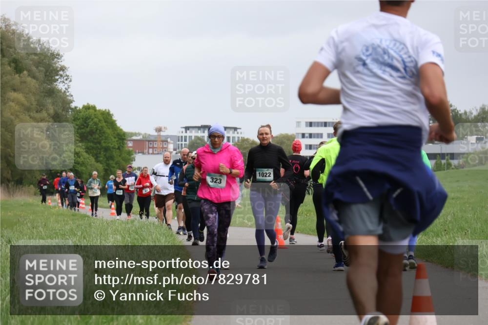 04.05.2025 - 8. Wedeler Halbmarathon Yannick Fuchs http://msf.ph/oto/7829781 04.05.2025 11:18:04 Laufen 5, 323, 1022 meine-sportfotos.de