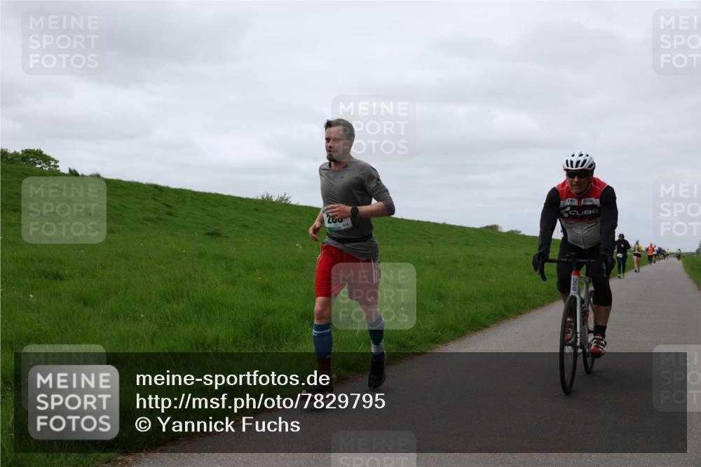04.05.2025 - 8. Wedeler Halbmarathon Yannick Fuchs http://msf.ph/oto/7829795 04.05.2025 11:37:06 Laufen 280 meine-sportfotos.de