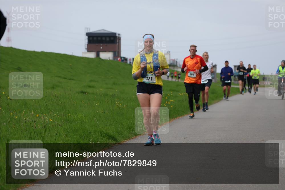 04.05.2025 - 8. Wedeler Halbmarathon Yannick Fuchs http://msf.ph/oto/7829849 04.05.2025 11:37:12 Laufen 371, 561 meine-sportfotos.de