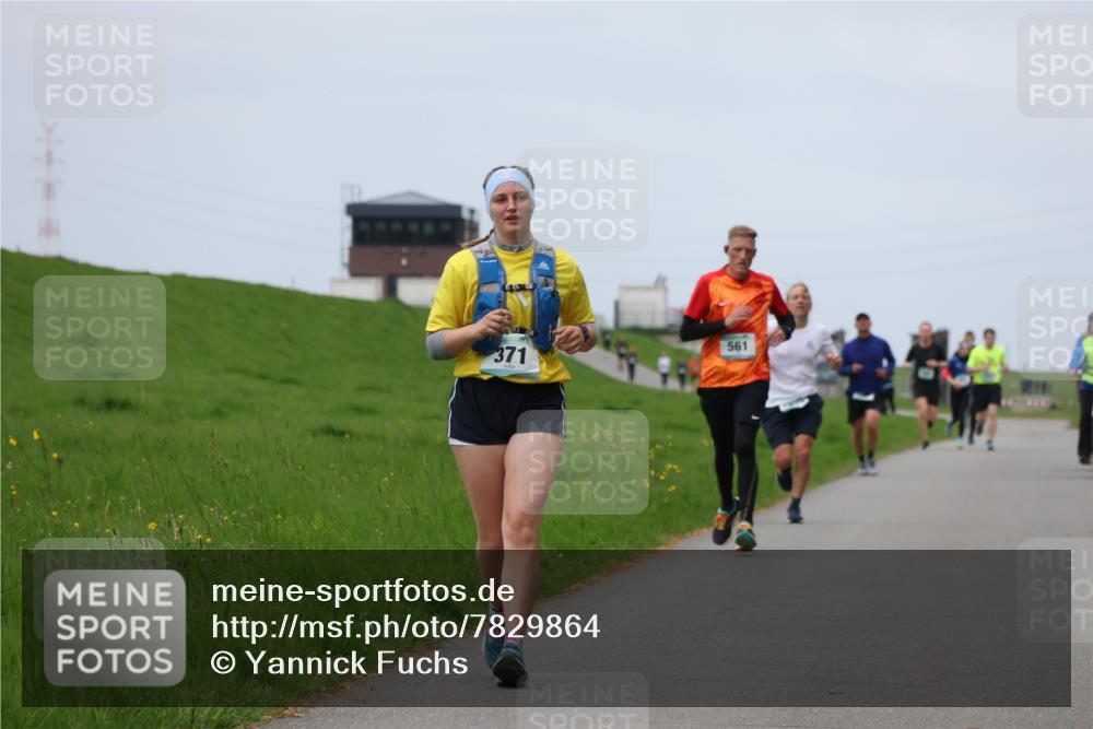 04.05.2025 - 8. Wedeler Halbmarathon Yannick Fuchs http://msf.ph/oto/7829864 04.05.2025 11:37:14 Laufen 371, 561 meine-sportfotos.de