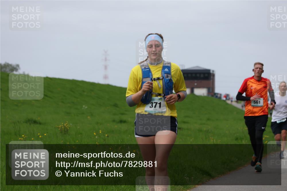 04.05.2025 - 8. Wedeler Halbmarathon Yannick Fuchs http://msf.ph/oto/7829881 04.05.2025 11:37:17 Laufen 371, 561 meine-sportfotos.de