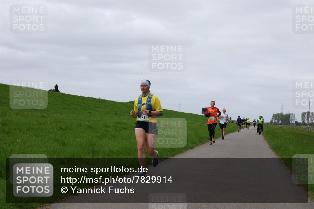 04.05.2025 - 8. Wedeler Halbmarathon Yannick Fuchs http://msf.ph/oto/7829914 04.05.2025 11:37:20 Laufen 561 meine-sportfotos.de