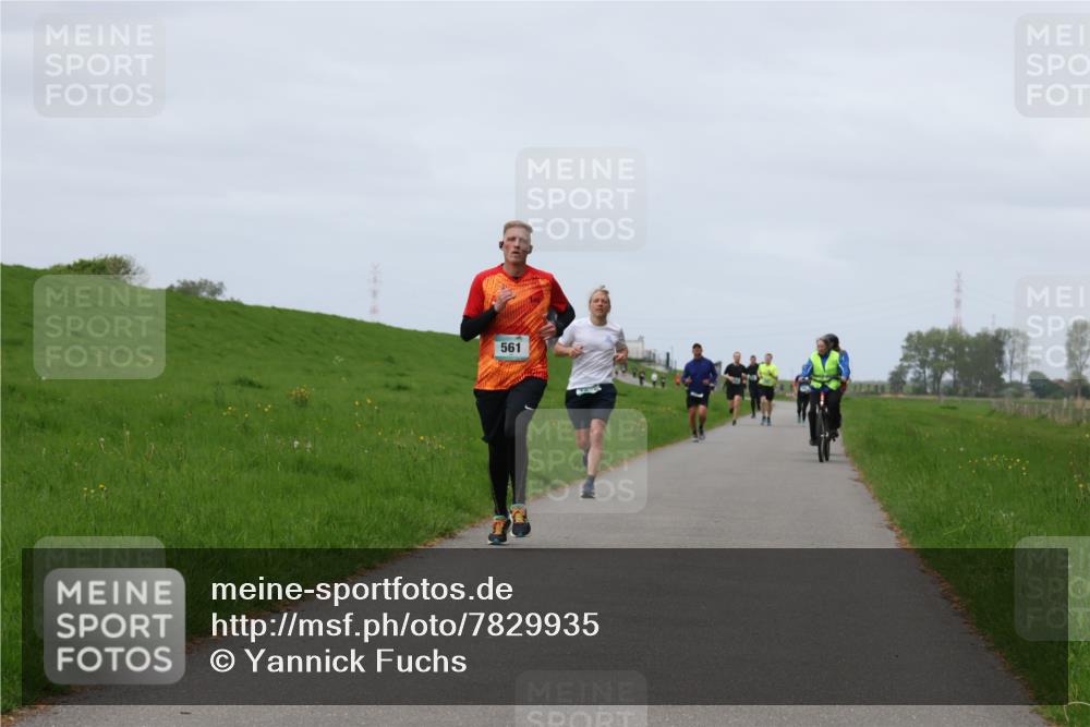 04.05.2025 - 8. Wedeler Halbmarathon Yannick Fuchs http://msf.ph/oto/7829935 04.05.2025 11:37:21 Laufen 561 meine-sportfotos.de
