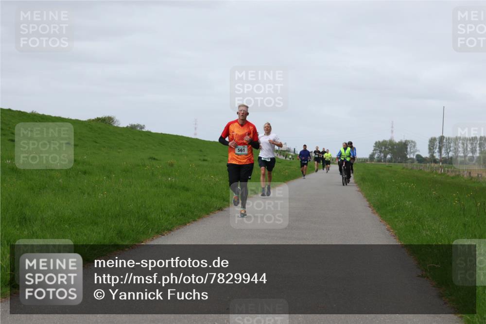 04.05.2025 - 8. Wedeler Halbmarathon Yannick Fuchs http://msf.ph/oto/7829944 04.05.2025 11:37:22 Laufen 561 meine-sportfotos.de