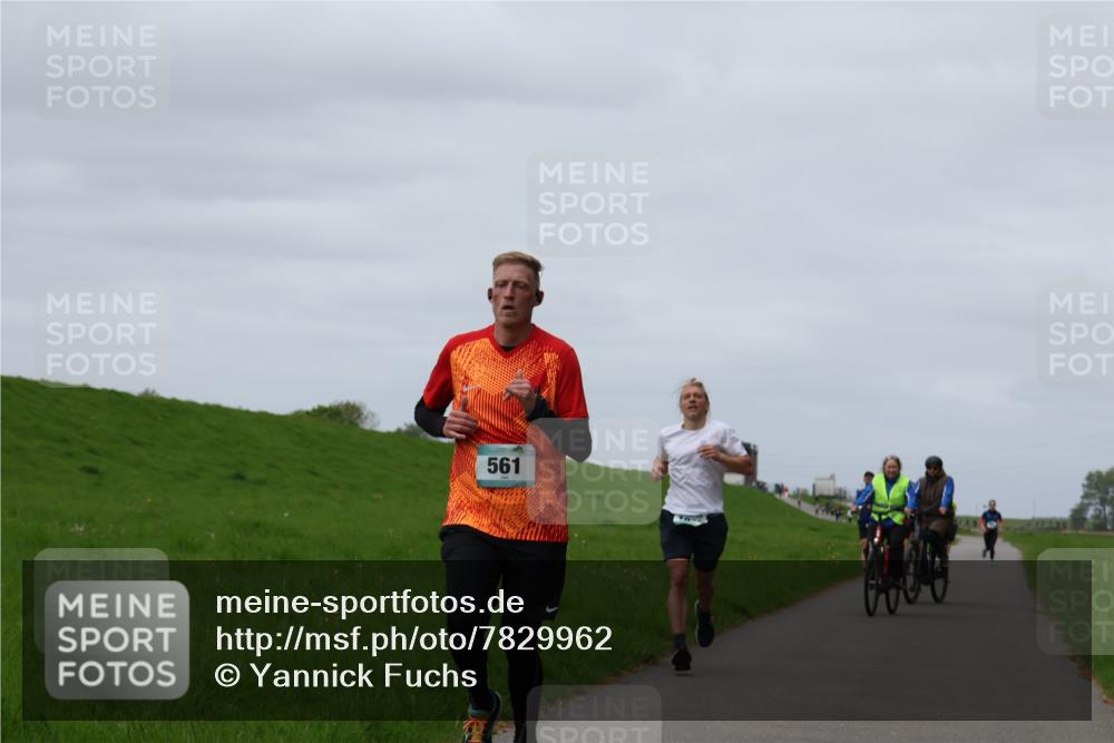 04.05.2025 - 8. Wedeler Halbmarathon Yannick Fuchs http://msf.ph/oto/7829962 04.05.2025 11:37:24 Laufen 561 meine-sportfotos.de