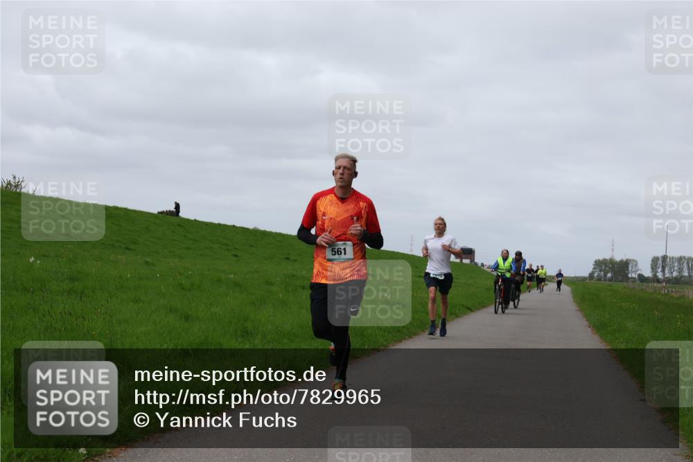 04.05.2025 - 8. Wedeler Halbmarathon Yannick Fuchs http://msf.ph/oto/7829965 04.05.2025 11:37:25 Laufen 561 meine-sportfotos.de