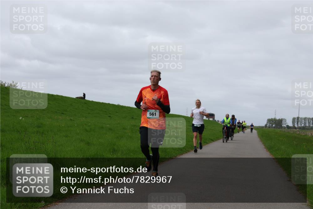 04.05.2025 - 8. Wedeler Halbmarathon Yannick Fuchs http://msf.ph/oto/7829967 04.05.2025 11:37:25 Laufen 561 meine-sportfotos.de