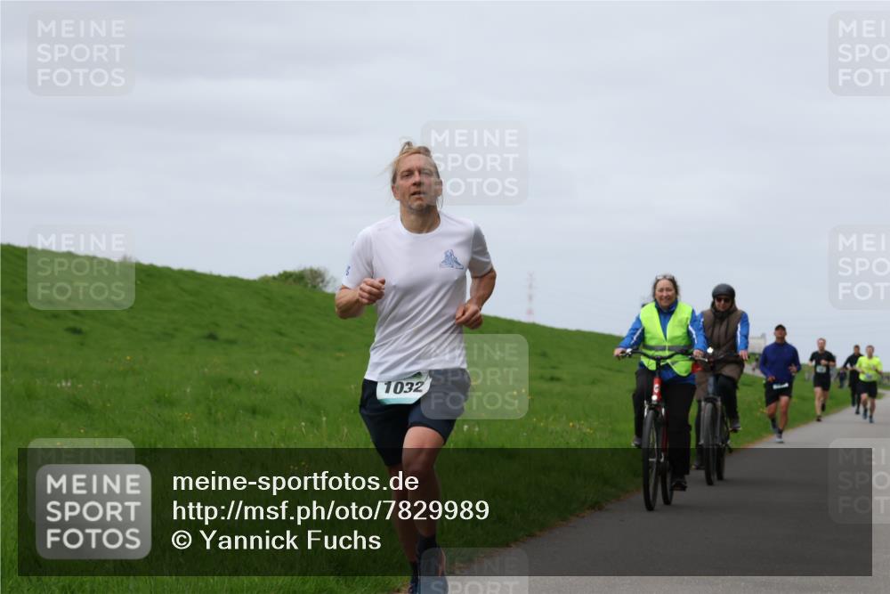 04.05.2025 - 8. Wedeler Halbmarathon Yannick Fuchs http://msf.ph/oto/7829989 04.05.2025 11:37:27 Laufen 1032 meine-sportfotos.de