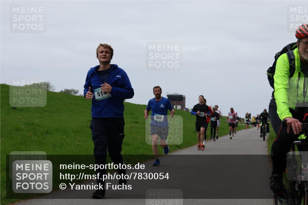 04.05.2025 - 8. Wedeler Halbmarathon Yannick Fuchs http://msf.ph/oto/7830054 04.05.2025 11:18:39 Laufen 514, 860 meine-sportfotos.de