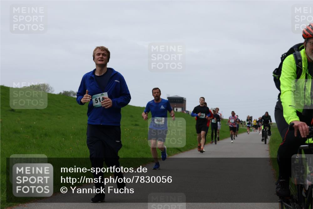 04.05.2025 - 8. Wedeler Halbmarathon Yannick Fuchs http://msf.ph/oto/7830056 04.05.2025 11:18:39 Laufen 514, 860, 98 meine-sportfotos.de