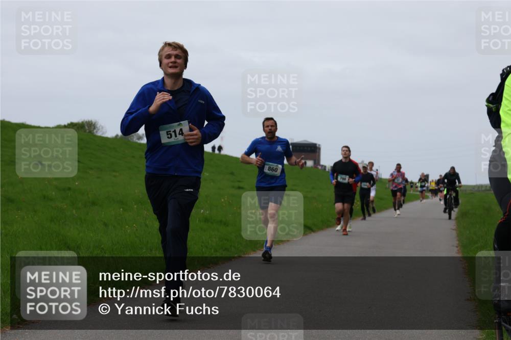 04.05.2025 - 8. Wedeler Halbmarathon Yannick Fuchs http://msf.ph/oto/7830064 04.05.2025 11:18:40 Laufen 514, 860, 798 meine-sportfotos.de