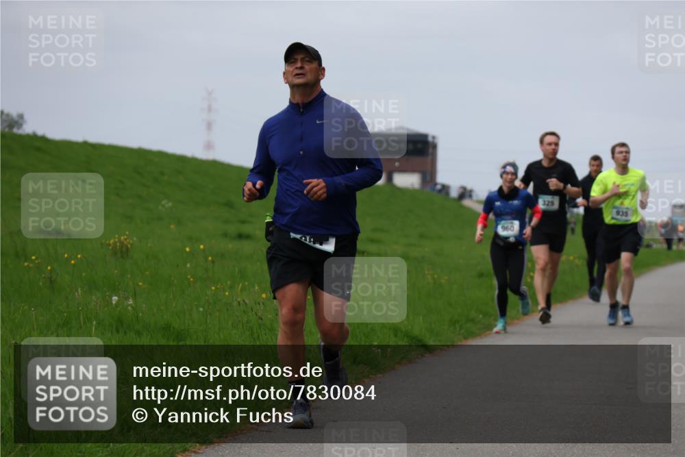 04.05.2025 - 8. Wedeler Halbmarathon Yannick Fuchs http://msf.ph/oto/7830084 04.05.2025 11:37:34 Laufen 960, 325, 935 meine-sportfotos.de