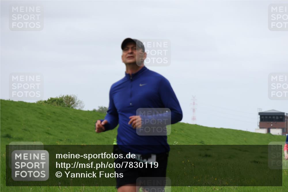 04.05.2025 - 8. Wedeler Halbmarathon Yannick Fuchs http://msf.ph/oto/7830119 04.05.2025 11:37:36 Laufen  meine-sportfotos.de