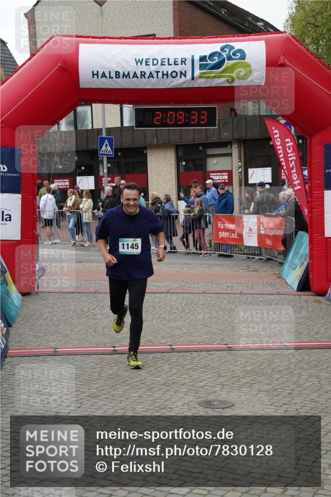 04.05.2025 - 8. Wedeler Halbmarathon Felixshl http://msf.ph/oto/7830128 04.05.2025 12:09:31 Ziel 36, 1145 meine-sportfotos.de