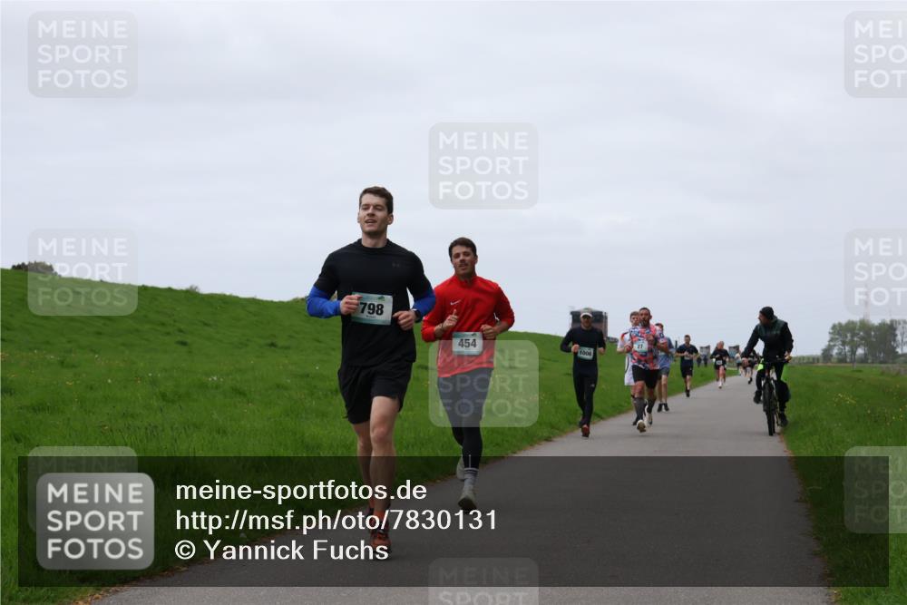 04.05.2025 - 8. Wedeler Halbmarathon Yannick Fuchs http://msf.ph/oto/7830131 04.05.2025 11:18:46 Laufen 798, 454, 1006 meine-sportfotos.de