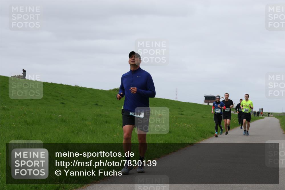 04.05.2025 - 8. Wedeler Halbmarathon Yannick Fuchs http://msf.ph/oto/7830139 04.05.2025 11:37:37 Laufen 325, 960, 325, 935 meine-sportfotos.de