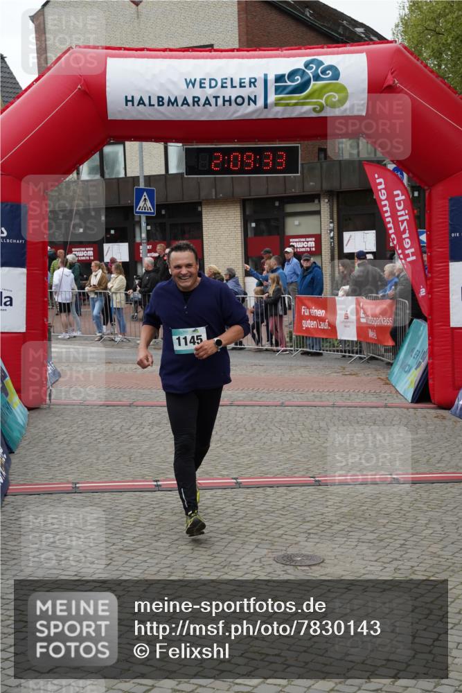 04.05.2025 - 8. Wedeler Halbmarathon Felixshl http://msf.ph/oto/7830143 04.05.2025 12:09:31 Ziel 36, 1145 meine-sportfotos.de