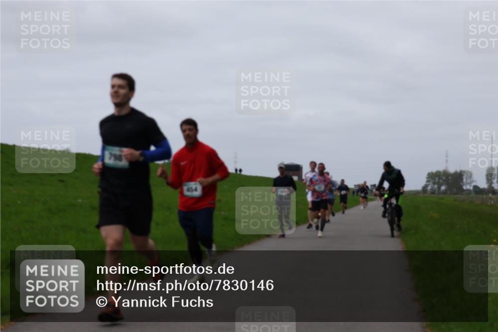 04.05.2025 - 8. Wedeler Halbmarathon Yannick Fuchs http://msf.ph/oto/7830146 04.05.2025 11:18:47 Laufen 798, 454 meine-sportfotos.de
