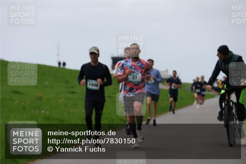 04.05.2025 - 8. Wedeler Halbmarathon Yannick Fuchs http://msf.ph/oto/7830150 04.05.2025 11:18:48 Laufen 1006, 27 meine-sportfotos.de