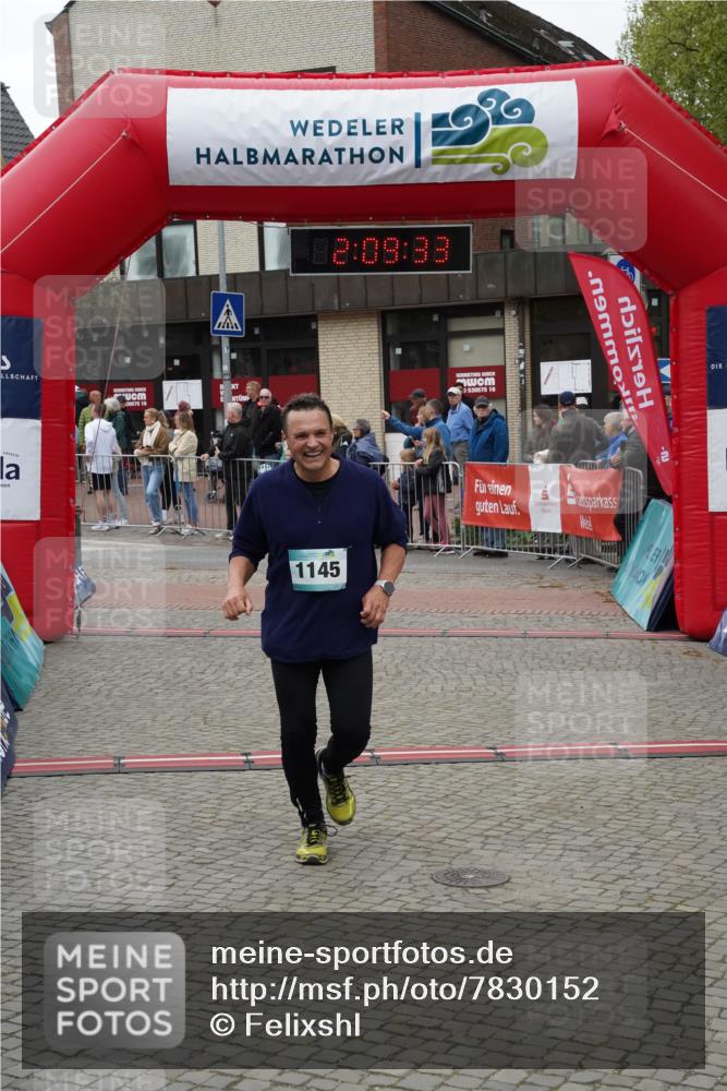04.05.2025 - 8. Wedeler Halbmarathon Felixshl http://msf.ph/oto/7830152 04.05.2025 12:09:31 Ziel 36, 1145 meine-sportfotos.de