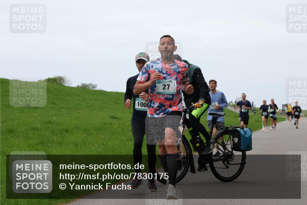 04.05.2025 - 8. Wedeler Halbmarathon Yannick Fuchs http://msf.ph/oto/7830175 04.05.2025 11:18:50 Laufen 1000, 27, 159 meine-sportfotos.de