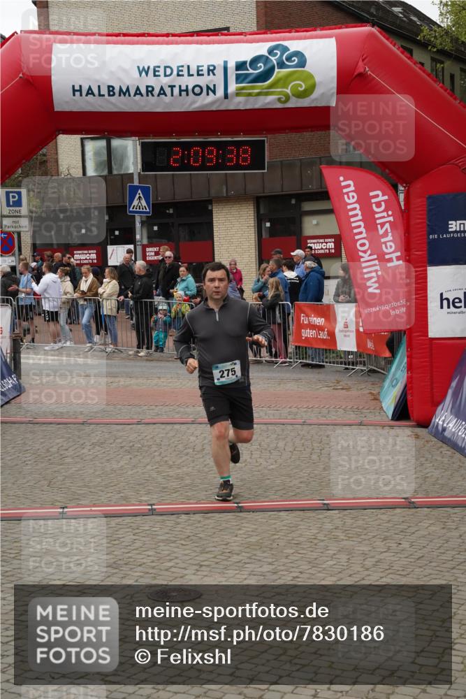04.05.2025 - 8. Wedeler Halbmarathon Felixshl http://msf.ph/oto/7830186 04.05.2025 12:09:36 Ziel 275 meine-sportfotos.de