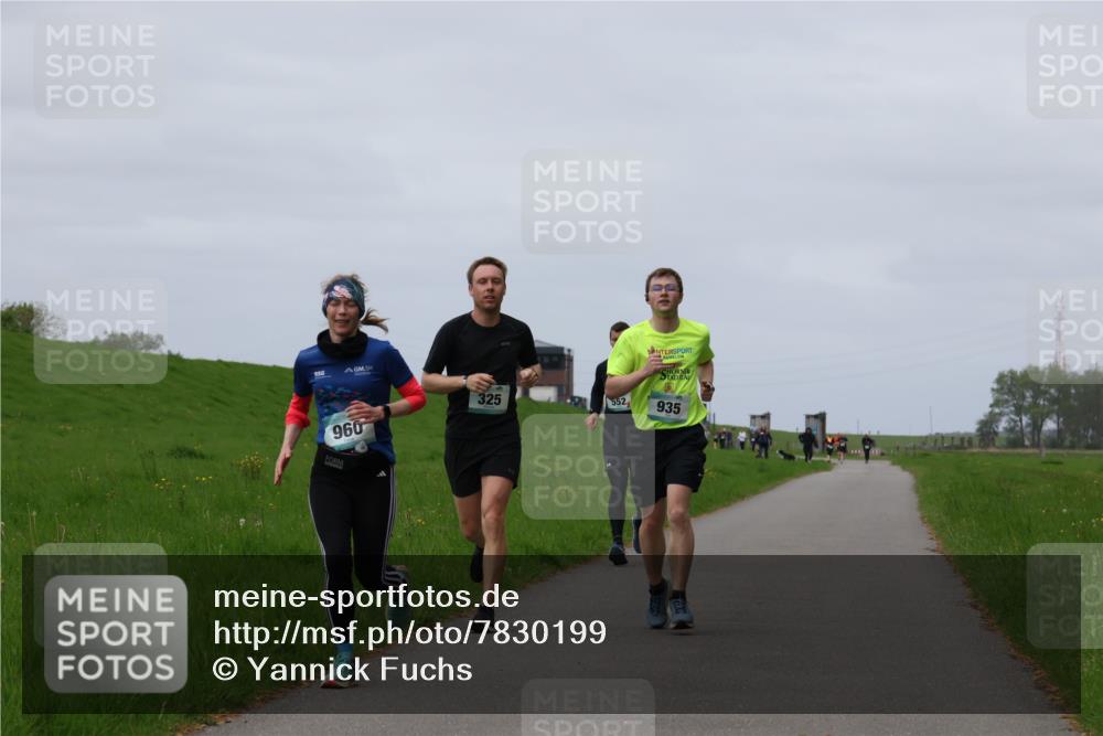 04.05.2025 - 8. Wedeler Halbmarathon Yannick Fuchs http://msf.ph/oto/7830199 04.05.2025 11:37:40 Laufen 960, 325, 552, 935 meine-sportfotos.de