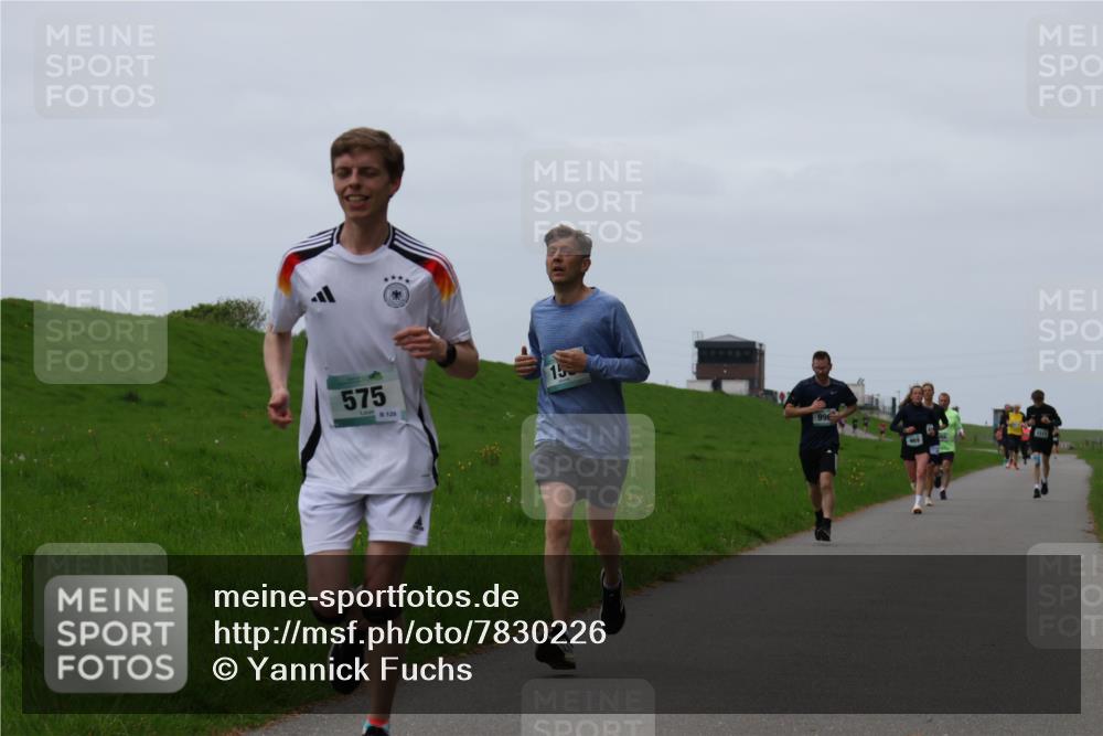 04.05.2025 - 8. Wedeler Halbmarathon Yannick Fuchs http://msf.ph/oto/7830226 04.05.2025 11:18:52 Laufen 575, 128, 996 meine-sportfotos.de