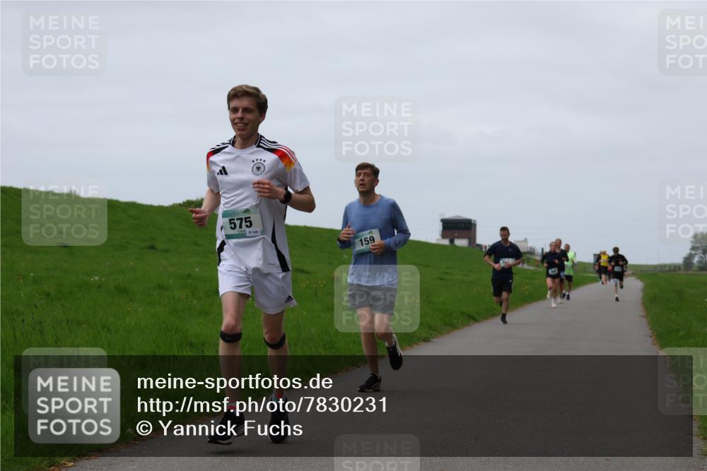 04.05.2025 - 8. Wedeler Halbmarathon Yannick Fuchs http://msf.ph/oto/7830231 04.05.2025 11:18:52 Laufen 575, 128, 159 meine-sportfotos.de
