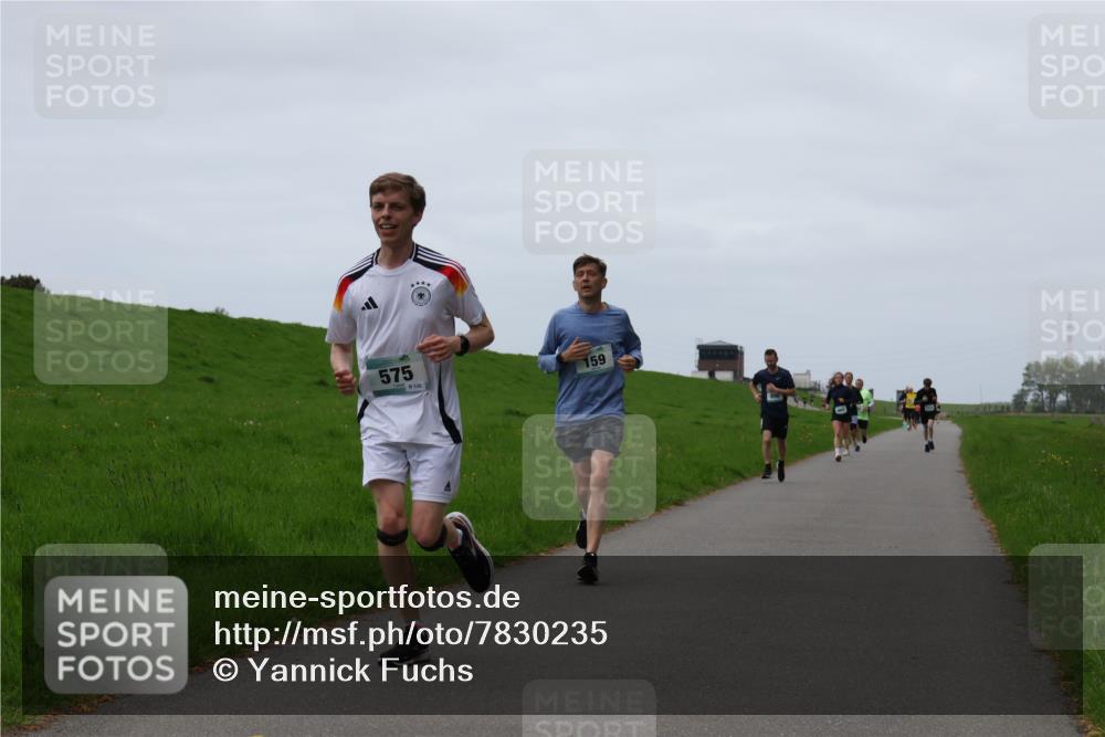 04.05.2025 - 8. Wedeler Halbmarathon Yannick Fuchs http://msf.ph/oto/7830235 04.05.2025 11:18:53 Laufen 575, 128, 159 meine-sportfotos.de
