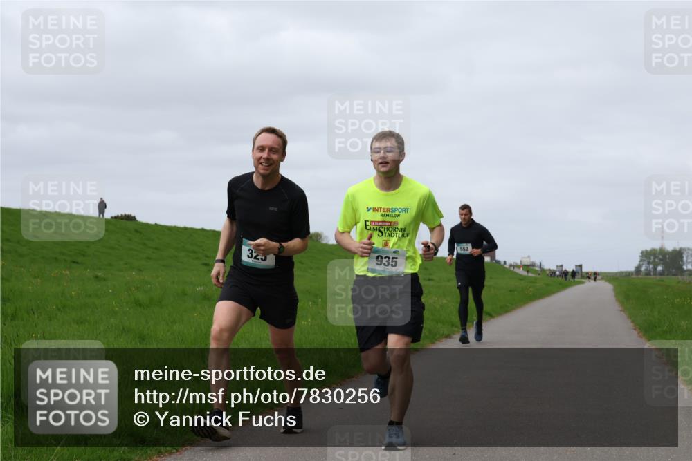 04.05.2025 - 8. Wedeler Halbmarathon Yannick Fuchs http://msf.ph/oto/7830256 04.05.2025 11:37:44 Laufen 552, 323, 935 meine-sportfotos.de