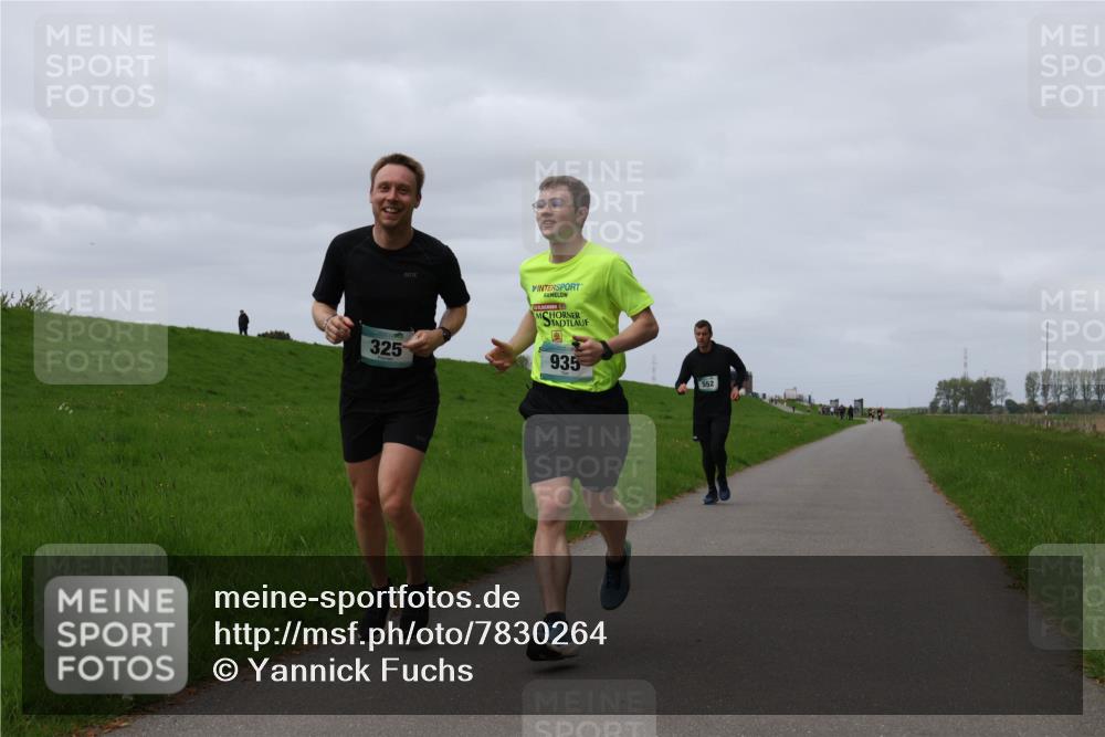 04.05.2025 - 8. Wedeler Halbmarathon Yannick Fuchs http://msf.ph/oto/7830264 04.05.2025 11:37:45 Laufen 325, 935 meine-sportfotos.de