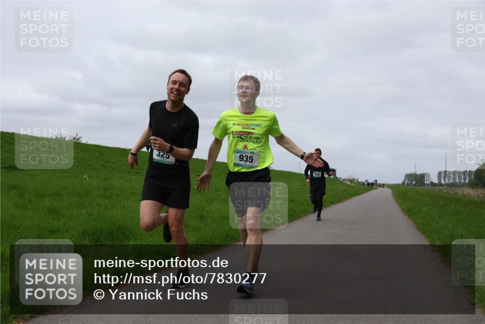 04.05.2025 - 8. Wedeler Halbmarathon Yannick Fuchs http://msf.ph/oto/7830277 04.05.2025 11:37:45 Laufen 325, 935 meine-sportfotos.de
